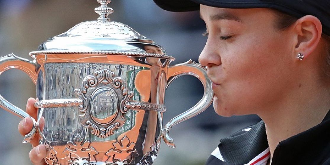12 MONTHS AGO ASH BARTY WON HER FIRST MAJOR - THE FRENCH OPEN