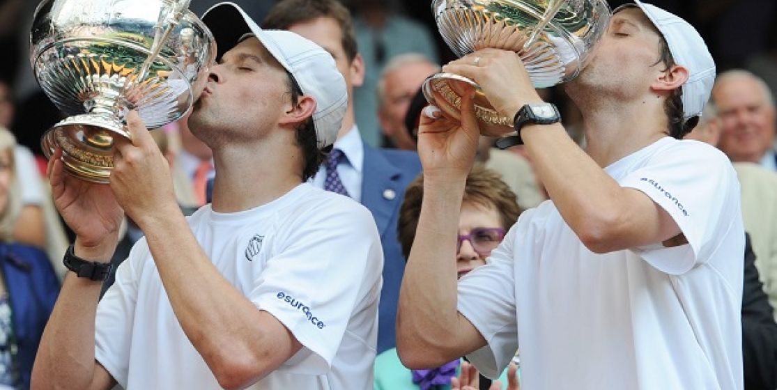 If they are so great, why have the Bryan brothers never made it in simples?