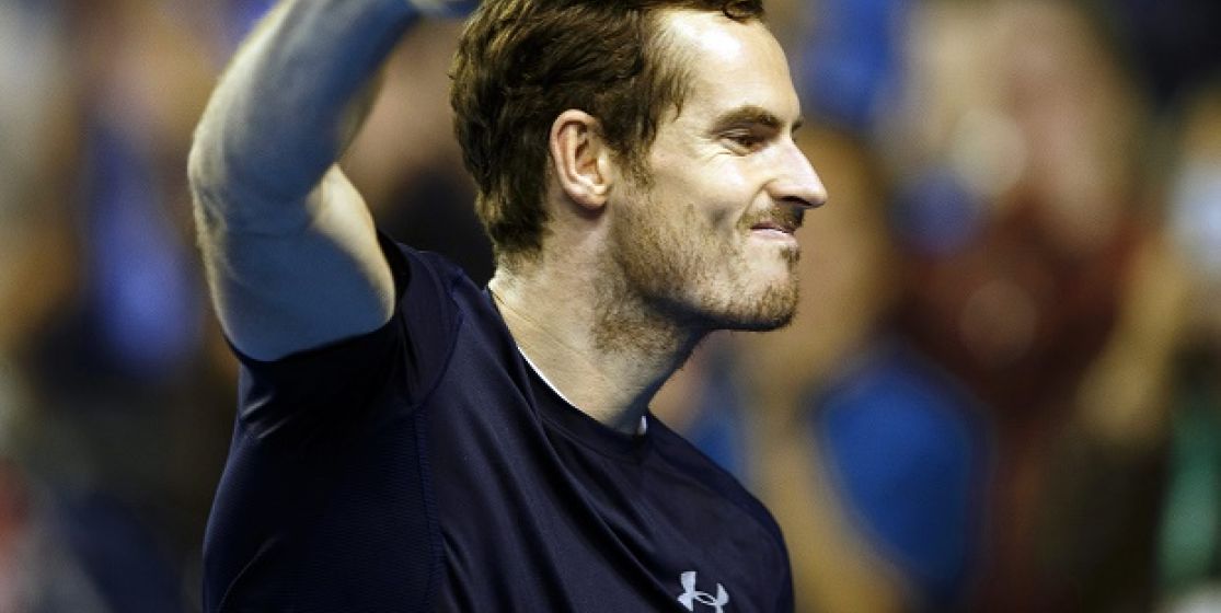 Andy Murray reigns on his kingdom