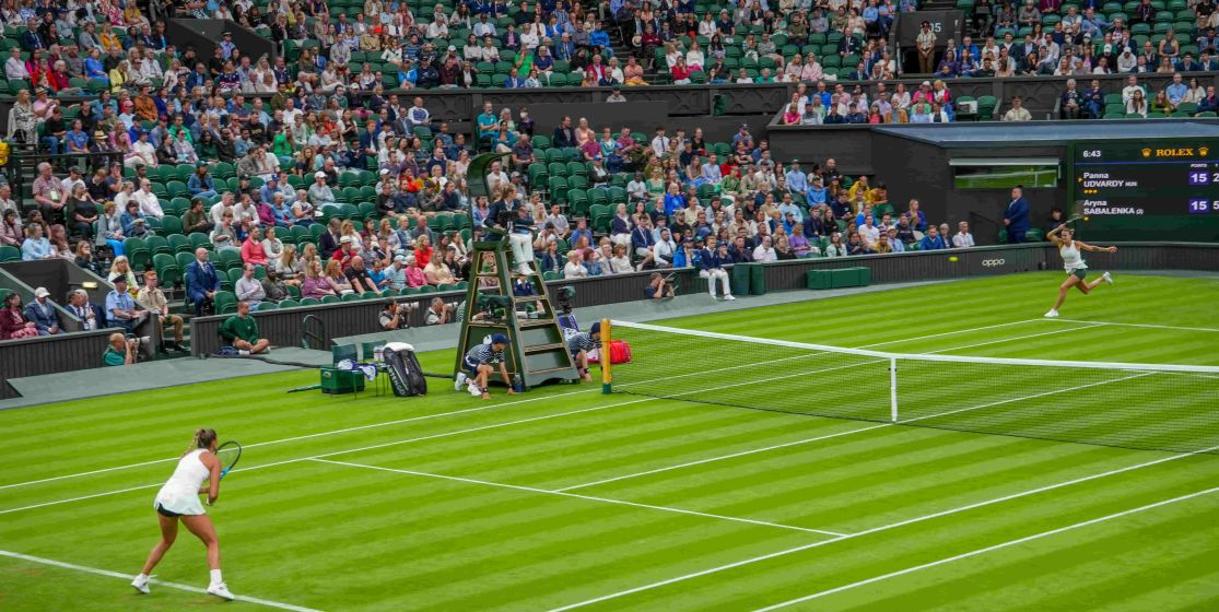 Affronter Aryna Sabalenka sur le Centre Court de Wimbledon