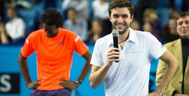 Monfils doit un kebab à Simon