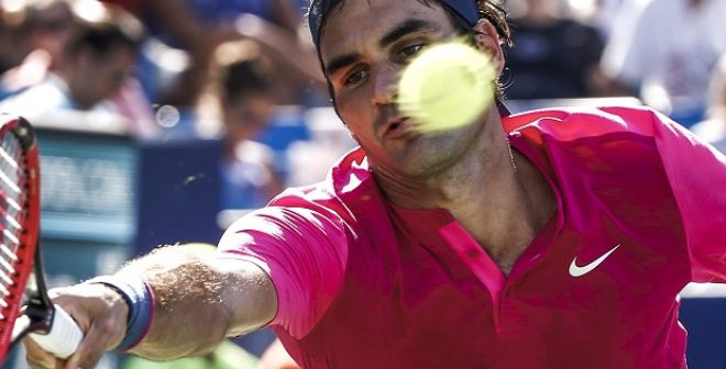 Federer garde la main