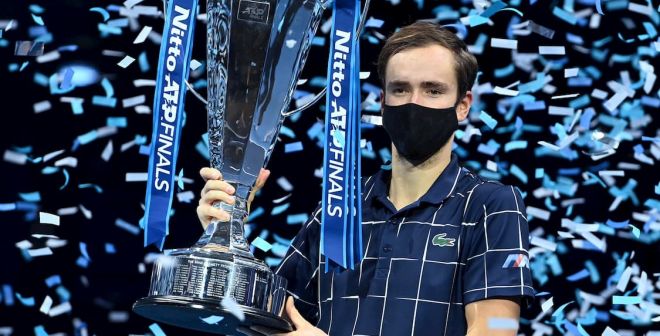 L’actu tennis (mais pas que) de la semaine : Medvedev trône et cobra royal