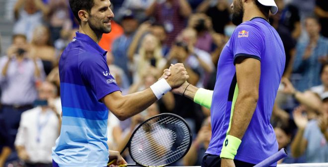 Plus que deux victoires pour Novak Djokovic