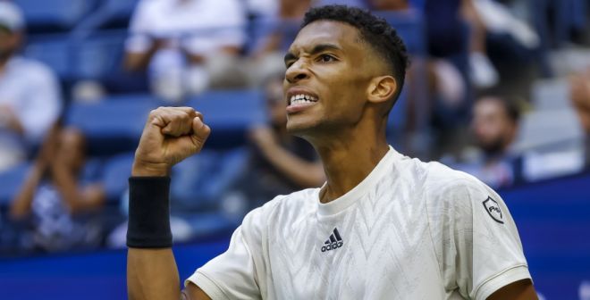 Félix Auger-Aliassime, en course pour le Masters