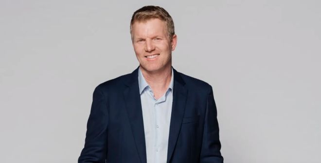 Interview with Jim Courier: "I don't really have a rearview mirror that I look in very often on my career.  I'm grateful, more than anything, that I have had it.  It's been far more than I could have ever dreamed of as a little boy. "