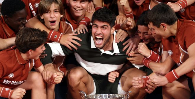 Carlos Alcaraz : p&egrave;lerin de la f&ecirc;te