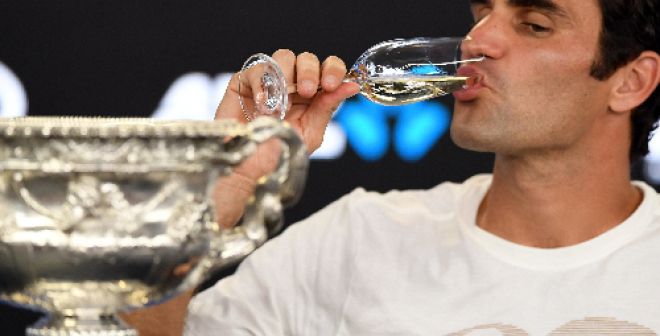 Après 17:01:40, enfin Roger Federer !