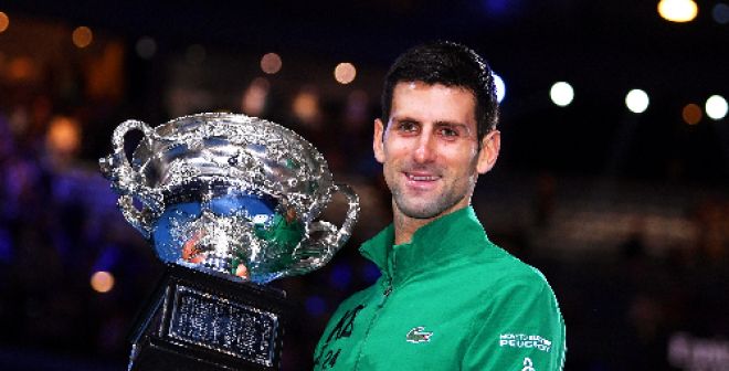 Djokovic clinique à Melbourne